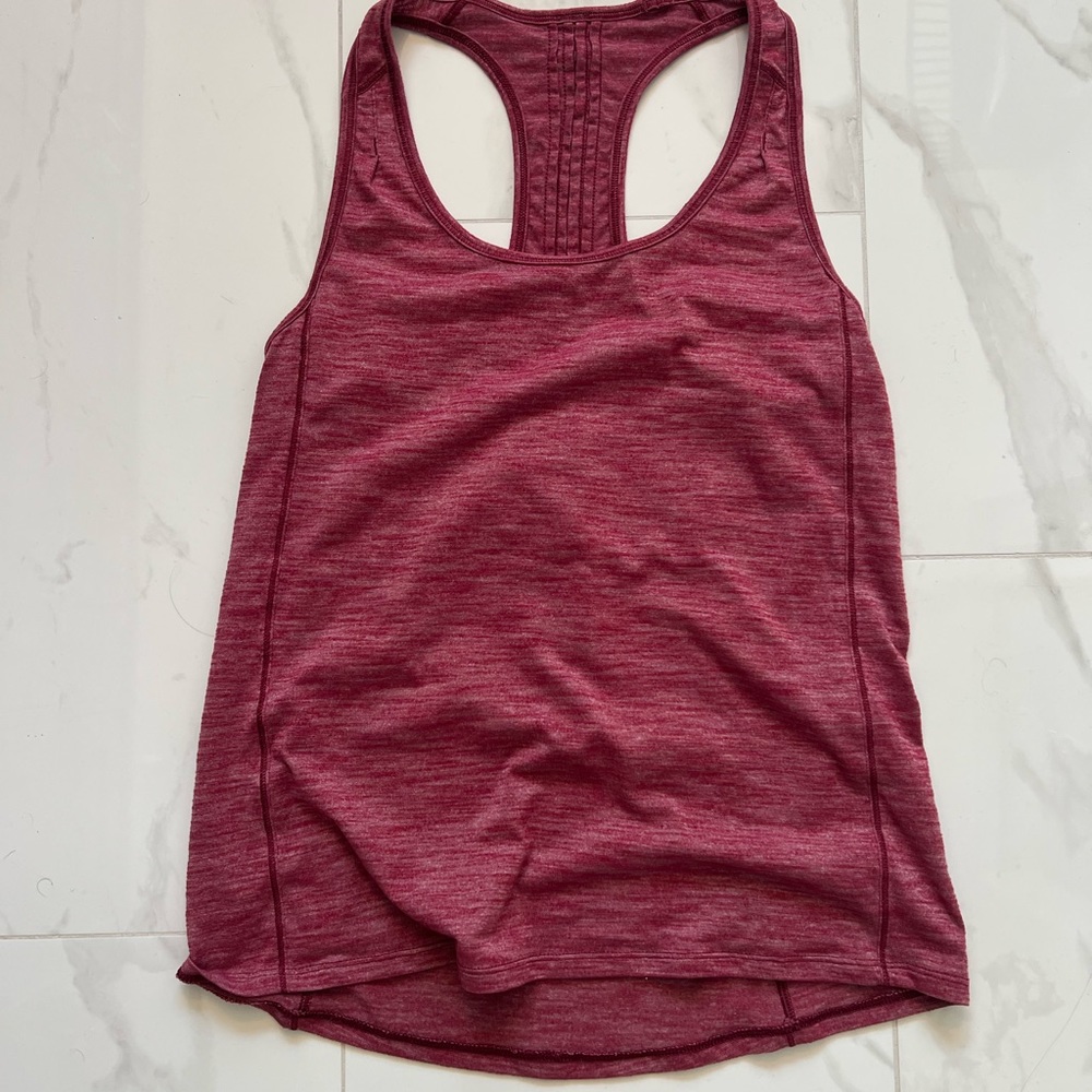 Lululemon tank top